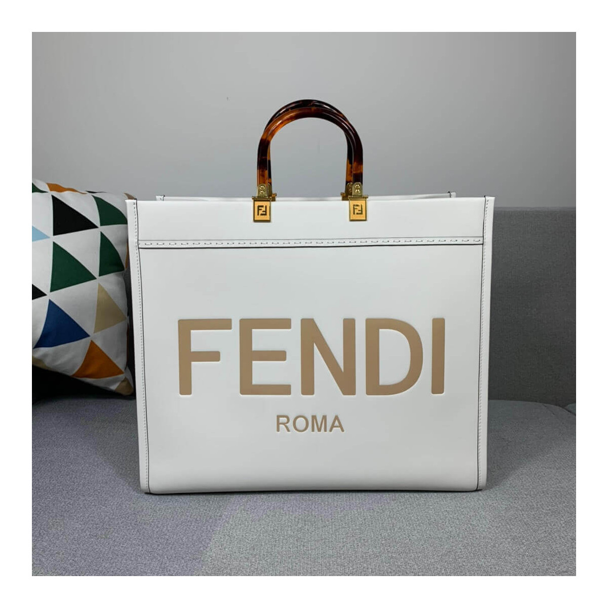 Fendi Sunshine Shopper 8BH372 Fendi Sunshine Shopper 8BH372