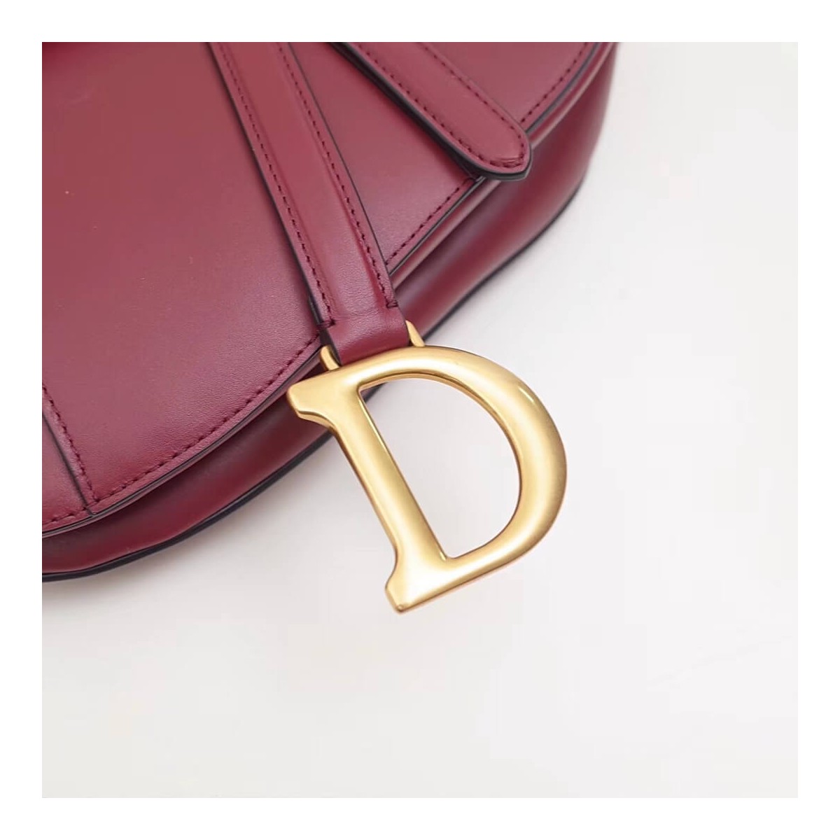 Christian Dior Smooth Calfskin Saddle Bag M0446 Christian Dior Smooth Calfskin Saddle Bag M0446