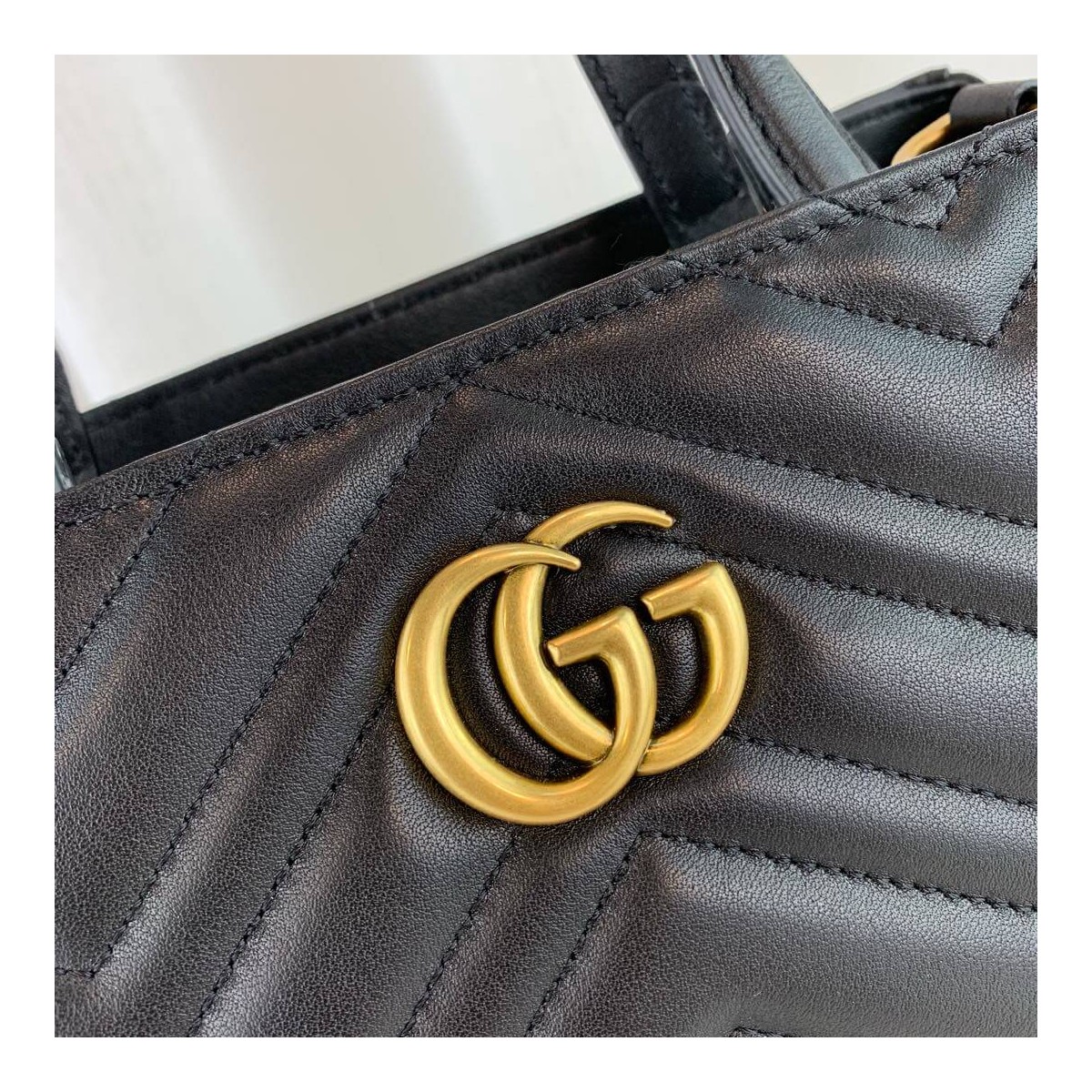 Gucci GG Marmont Small Matelasse Top Handle Bag 448054 Gucci GG Marmont Small Matelasse Top Handle Bag 448054
