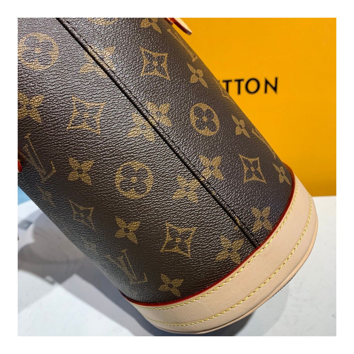 Louis Vuitton Monogram Petit Bucket M42238 Louis Vuitton Monogram Petit Bucket M42238