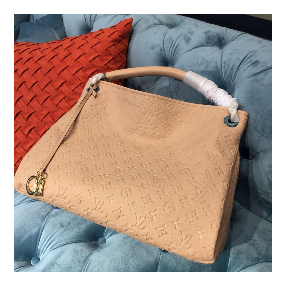 Louis Vuitton Artsy MM M41066 M43237 M43876 M44456 Louis Vuitton Artsy MM M41066 M43237 M43876 M44456