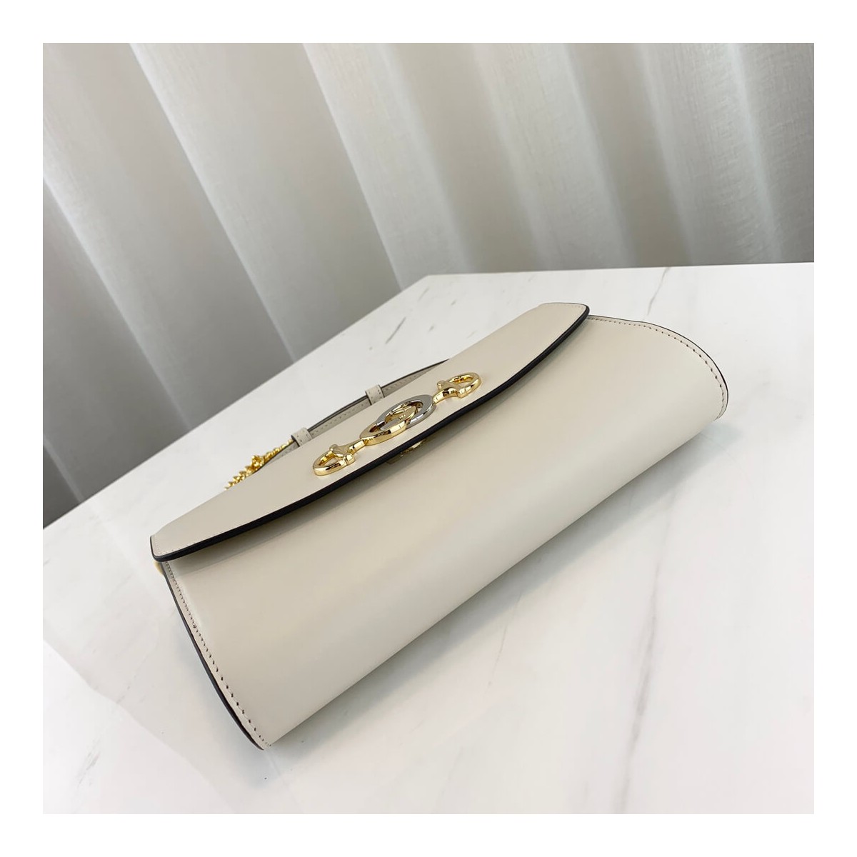 Gucci Zumi Smooth Leather Small Shoulder Bag 572375 Gucci Zumi Smooth Leather Small Shoulder Bag 572375