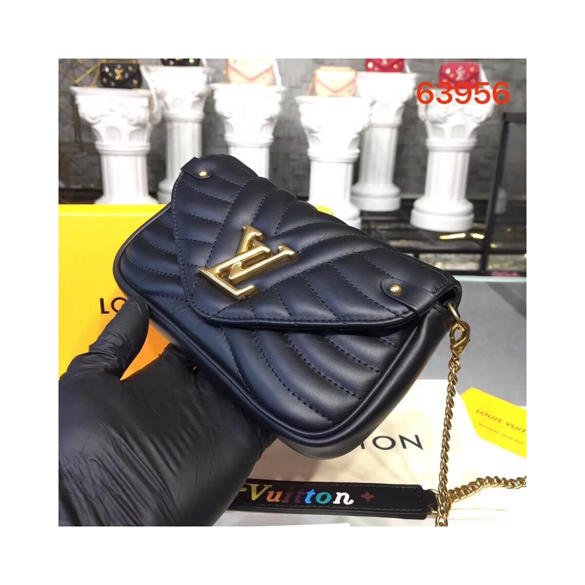 Louis Vuitton New Wave Chain Pochette M63956 M68479 Louis Vuitton New Wave Chain Pochette M63956 M68479
