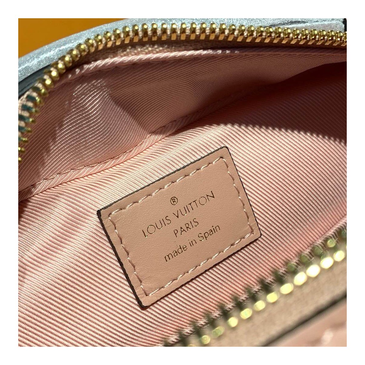 Louis Vuitton Damier Ebene Canvas Santa Monica N40178 Louis Vuitton Damier Ebene Canvas Santa Monica N40178