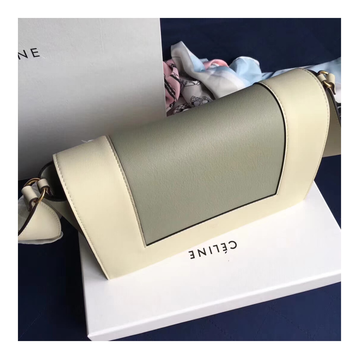 Celine Frame Medium Shoulder Bag 180263 White/Light Green Celine Frame Medium Shoulder Bag 180263 White/Light Green