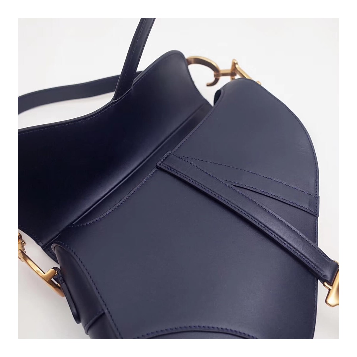 Christian Dior Smooth Calfskin Saddle Bag M0446 Christian Dior Smooth Calfskin Saddle Bag M0446