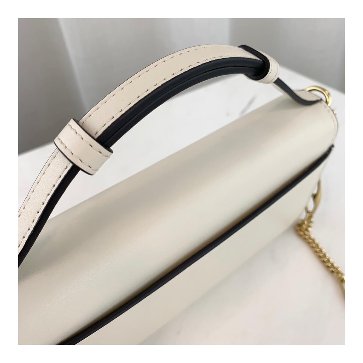 Gucci Zumi Smooth Leather Mini Bag 564718 Gucci Zumi Smooth Leather Mini Bag 564718
