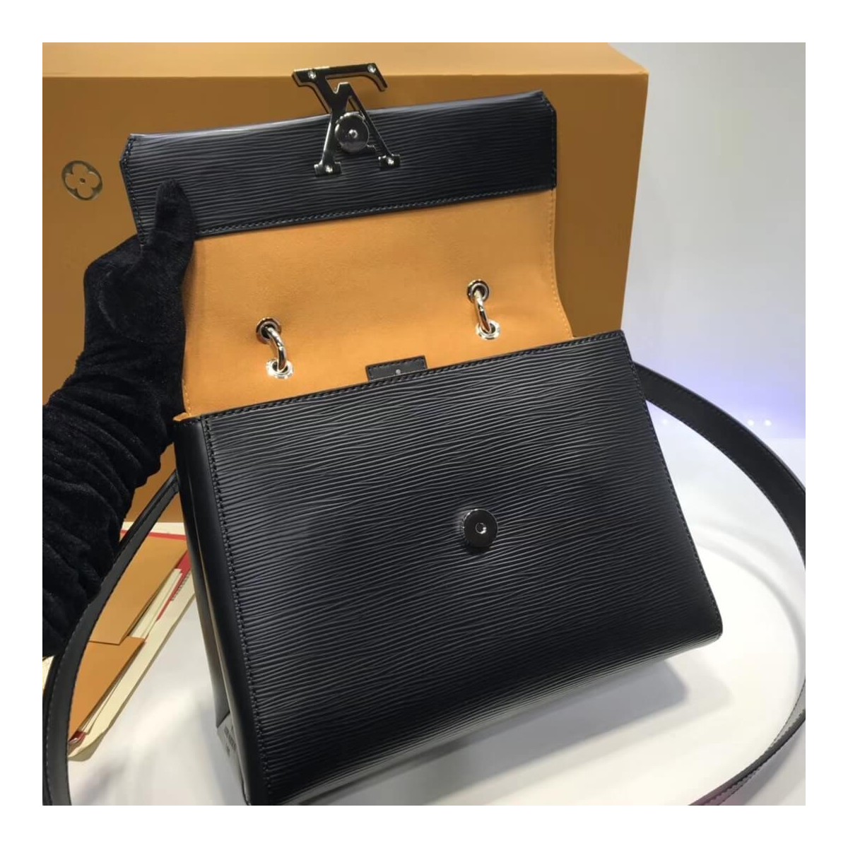 Louis Vuitton Epi Leather Grenelle PM M53694 Louis Vuitton Epi Leather Grenelle PM M53694