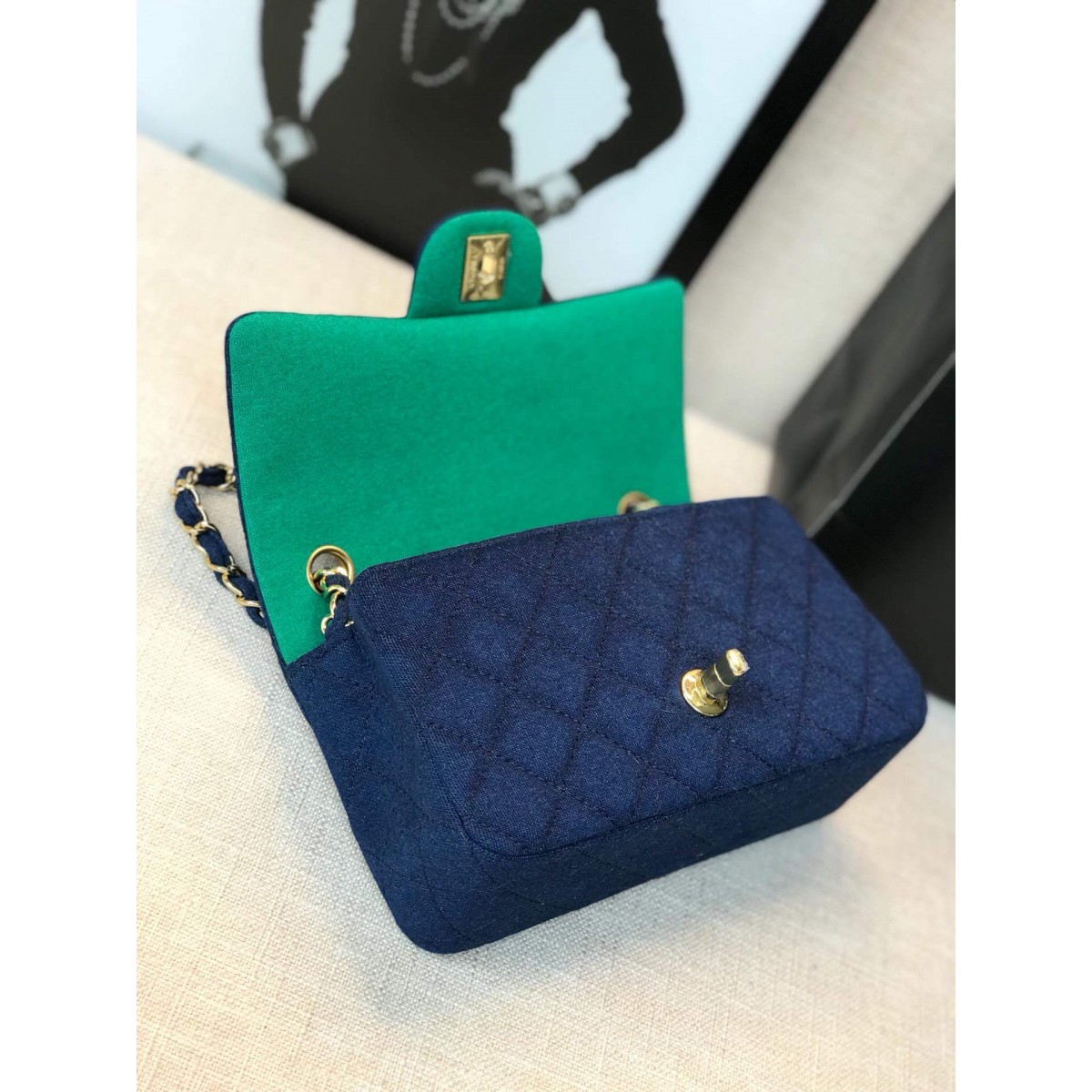 Chanel Jersey Classic Handbag A01112 Chanel Jersey Classic Handbag A01112
