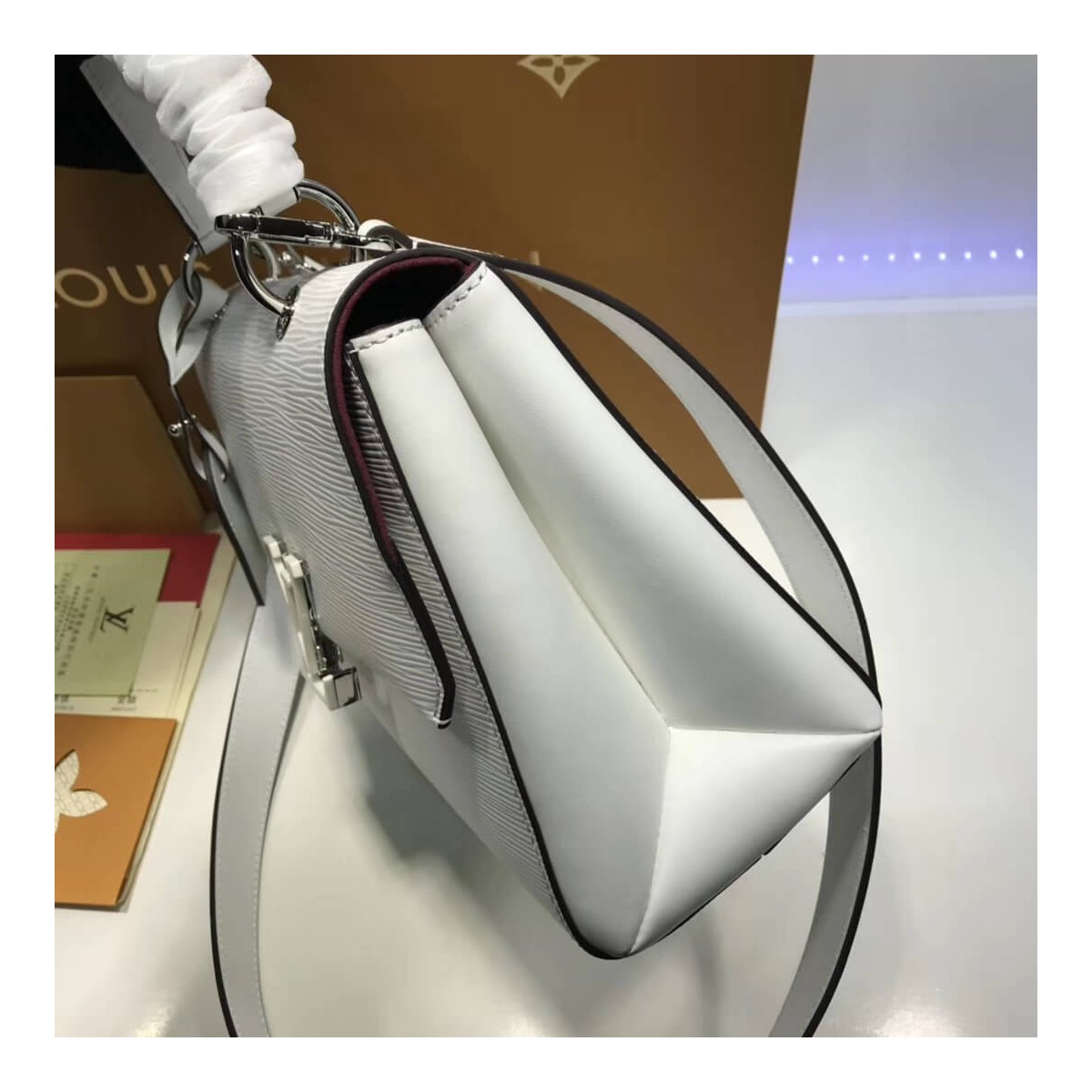 Louis Vuitton Epi Leather Grenelle PM M53694 Louis Vuitton Epi Leather Grenelle PM M53694