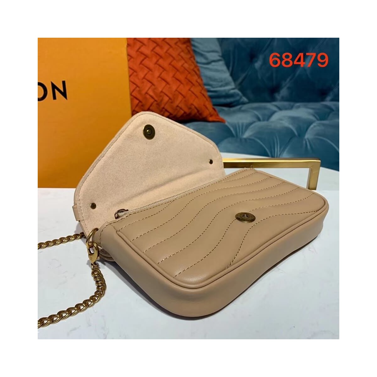 Louis Vuitton New Wave Chain Pochette M63956 M68479 Louis Vuitton New Wave Chain Pochette M63956 M68479