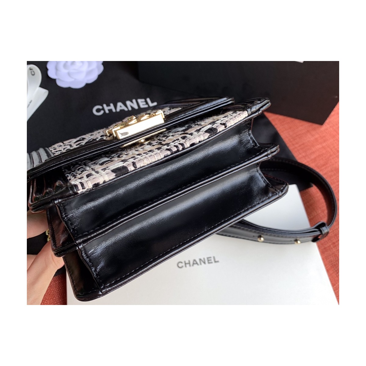Chanel Boy Chanel Handbag AS0130 Chanel Boy Chanel Handbag AS0130