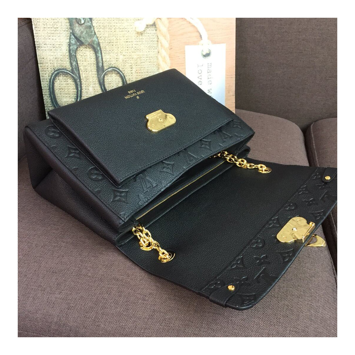 Louis Vuitton Monogram Empreinte Vavin MM M44150 M43925 Louis Vuitton Monogram Empreinte Vavin MM M44150 M43925