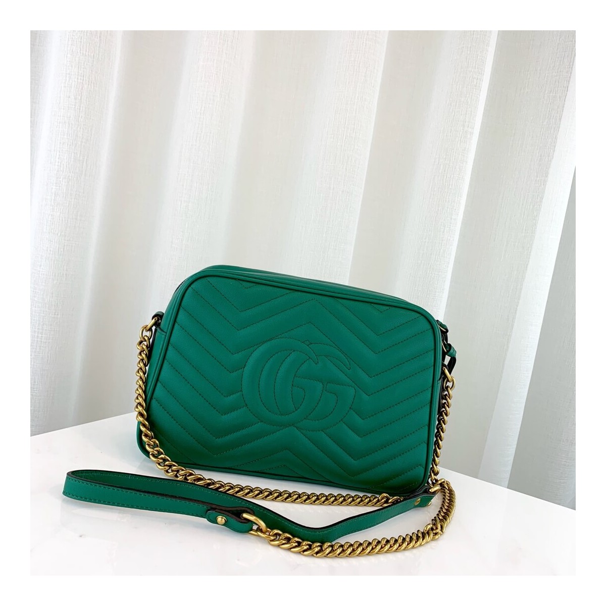 Gucci GG Marmont Medium Matelasse Shoulder Bag 443499 Gucci GG Marmont Medium Matelasse Shoulder Bag 443499