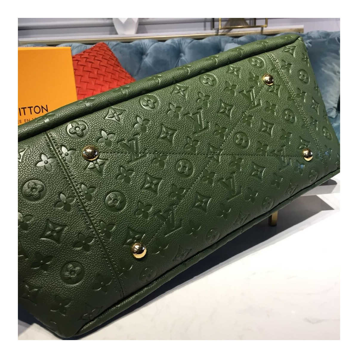Louis Vuitton Artsy MM M41066 M43237 M43876 M44456 Louis Vuitton Artsy MM M41066 M43237 M43876 M44456
