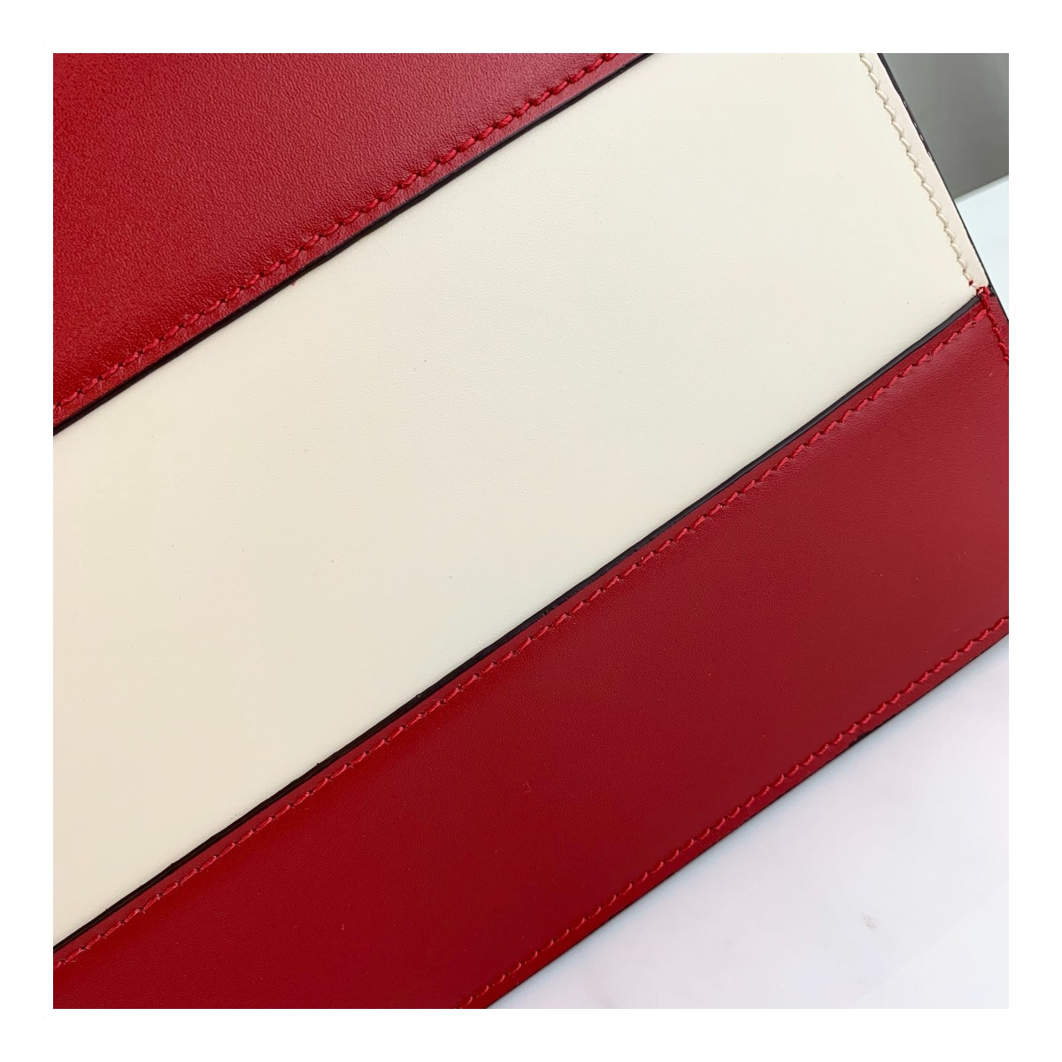 Gucci Queen Margaret Shoulder Bag 476542 Red/White Gucci Queen Margaret Shoulder Bag 476542 Red/White