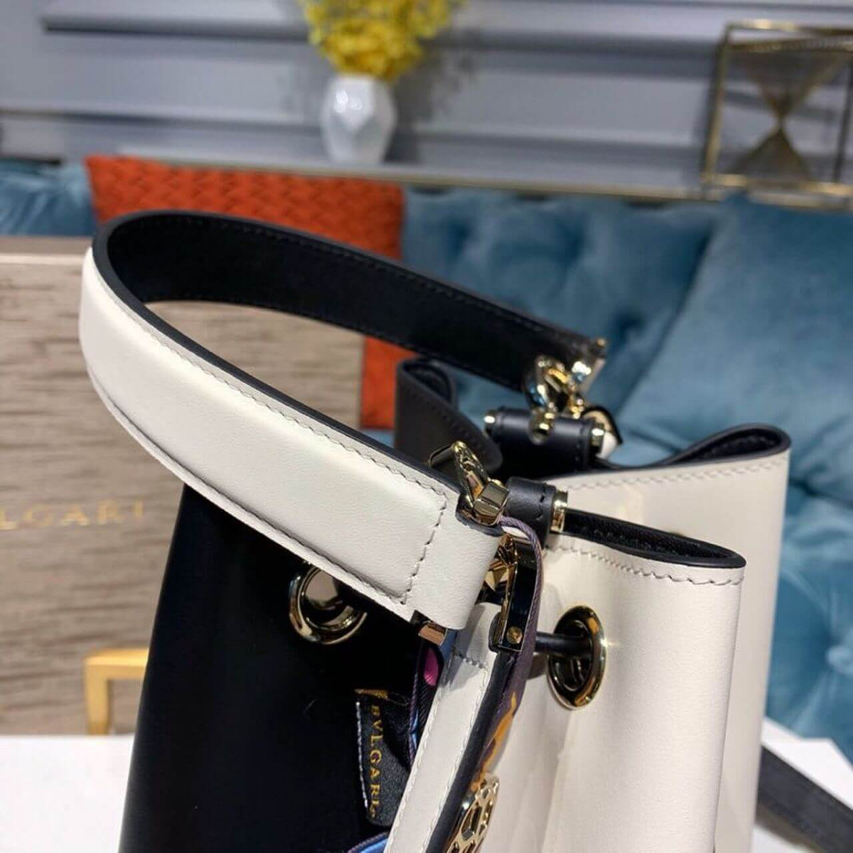 Bvlgari Serpenti Forever Bucket Bag 20cm 288760 Bvlgari Serpenti Forever Bucket Bag 20cm 288760