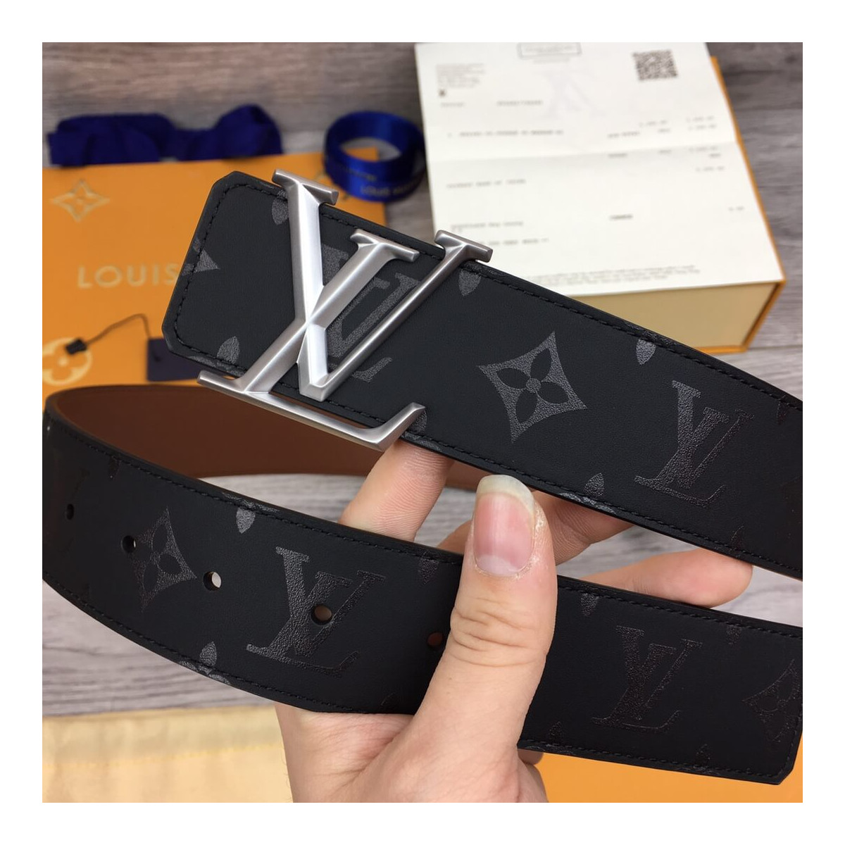 Louis Vuitton Pyramide 40mm Reversible Belt M9346 Louis Vuitton Pyramide 40mm Reversible Belt M9346
