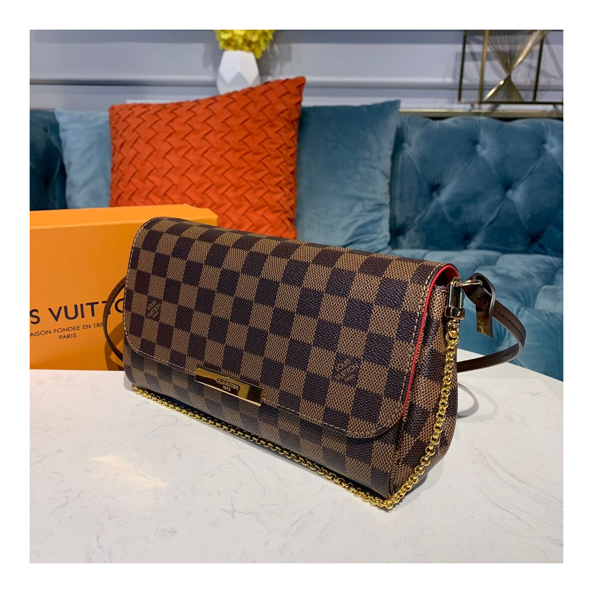 Louis Vuitton Damier Ebene Canvas Favorite MM N41129 Louis Vuitton Damier Ebene Canvas Favorite MM N41129